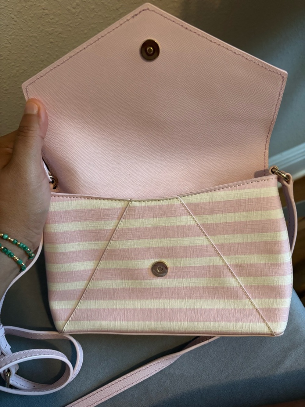 Kate Spade Striped Pink Crossbody Shoulder Bag - Compact Women's Purse - Picture 2 of 5